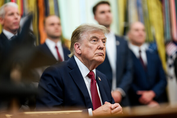 Trump tvrdi da ponovno "razgovara" s Iranom - takvi trenuci opasniji su od otvorenih prijetnji