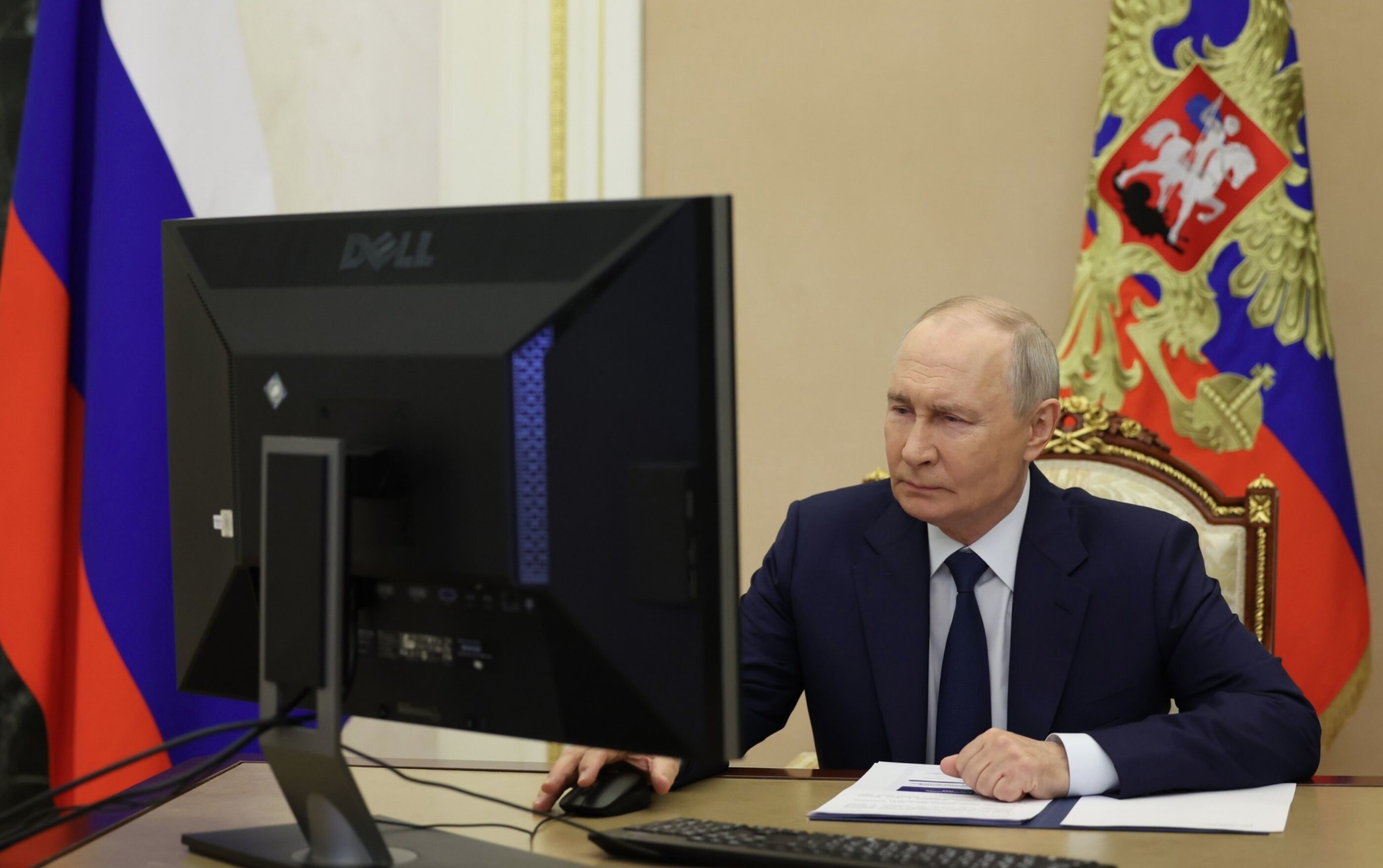 Putin je glasao putem online sustava