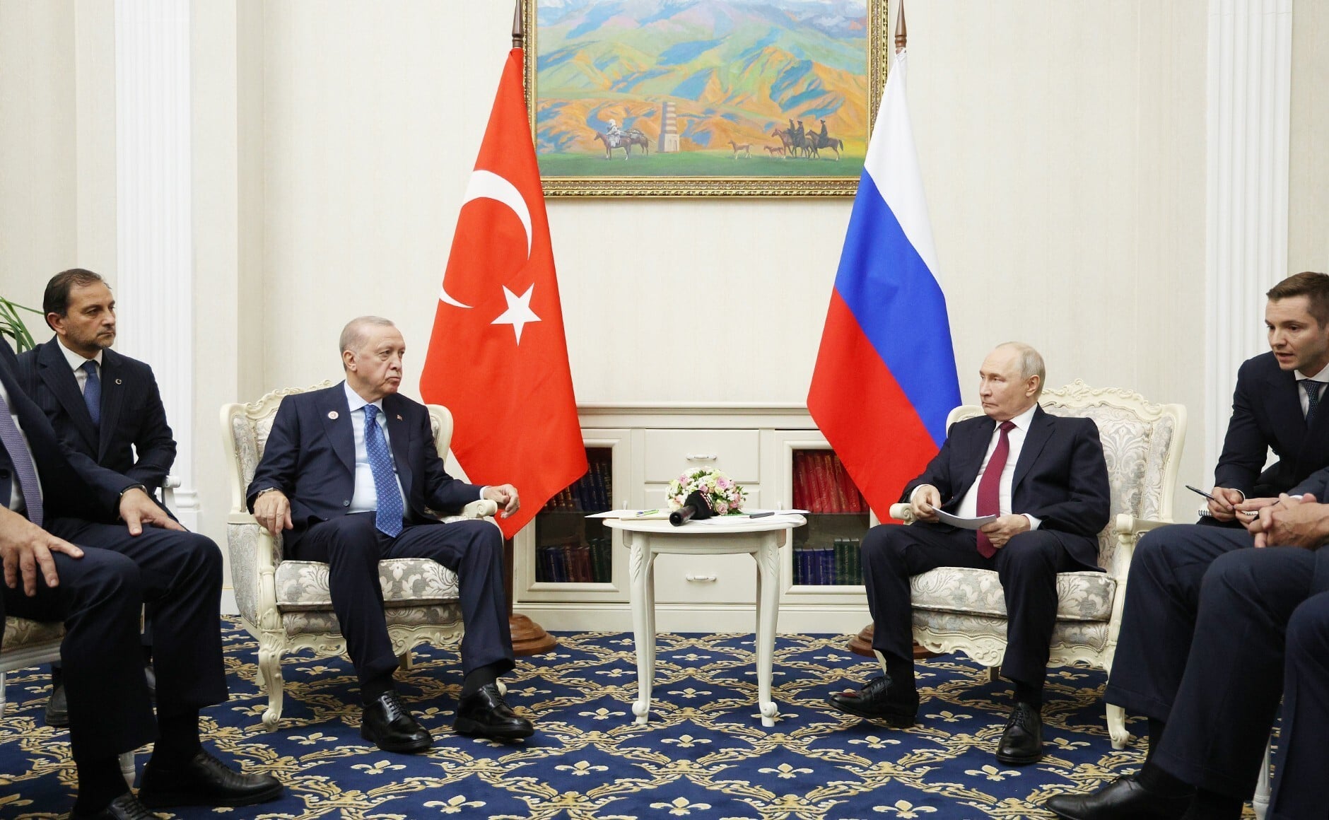 Erdogan i Putin za vrijeme SCO summita u Biškeku