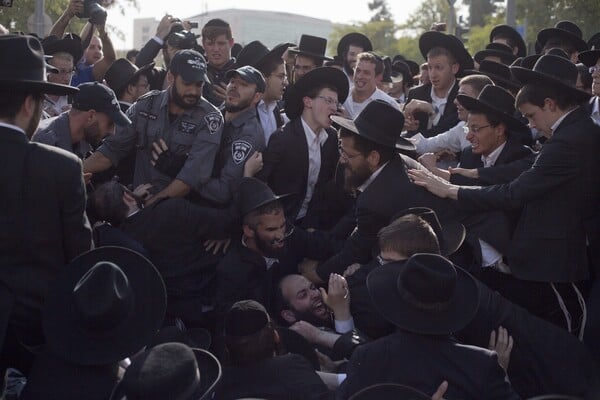 Velika ortodoksna priča: Haredi i Izrael - država ih tuče jer bez njih nema budućnosti