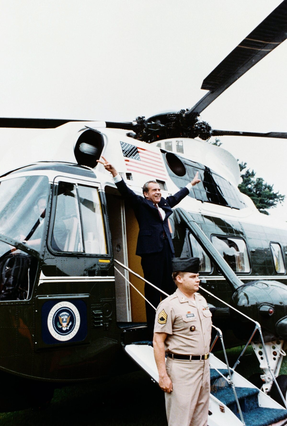 Nixon leaves the White House shortly before his resignation took effect on August 9, 1974