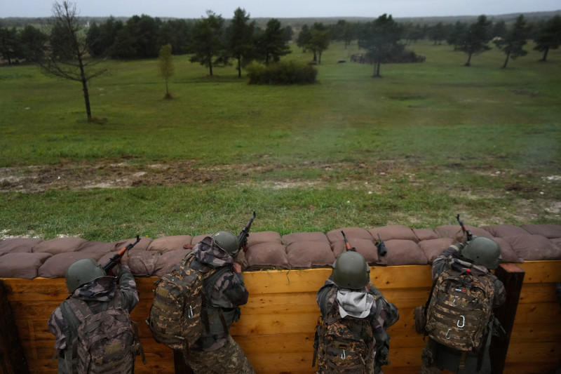 Vojne vježbe ukrajinskih vojnika na istoku Francuske, 9. listopada 2024. (izvor: Thibault Camus/Reuters/Guliver Image)