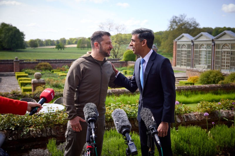Britanski premijer Rishi Sunak i ukrajinski predsjednik Volodimir Zelenski 15. svibnja 2023. (izvor: president.gov.ua)