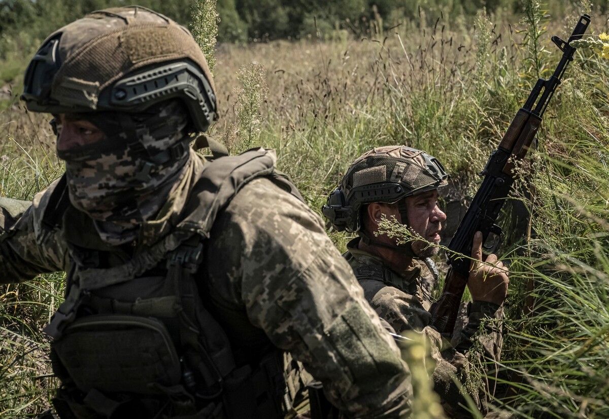 Ukrajinski vojnici u sklopu vojnih vježbi (izvor: Viacheslav Ratynskyi/Reuters/Guliver Image)