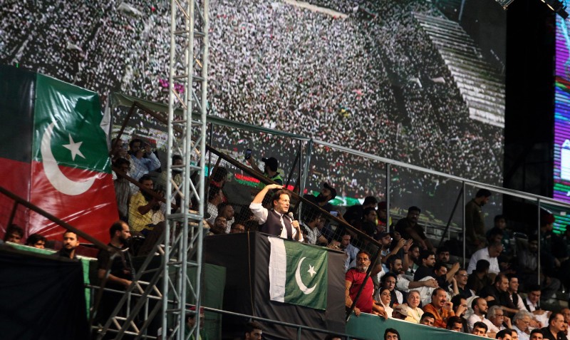 Govor Imrana Khana pred pristašama u Lahoreu, 13. kolovoza 2022. (izvor: AP Photo/K.M. Chaudary/Guliver Image)