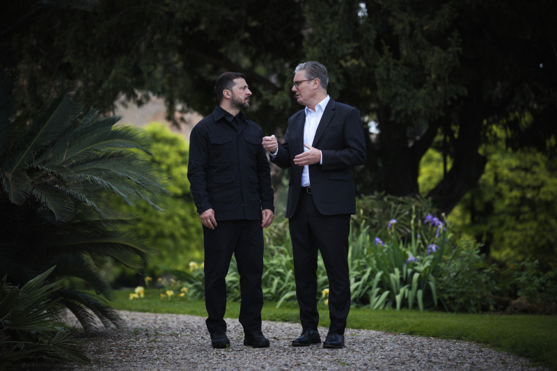 Volodimir Zelenski i Keir Starmer za vrijeme posjete Vatikanu (izvor: Ured ukrajinskog predsjednika)