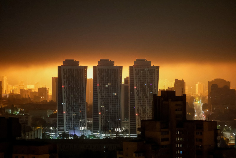 Ruski udar dronovima na Kijev 25.5.2025. (izvor: Gleb Garanich/Reuters/Guliver Image)