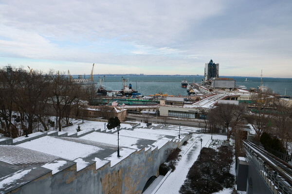 Rat u Ukrajini, 1459. dan: Naftna kriza - Mađarska prijeti blokadom EU novca dok Kijev ne obnovi tranzit kroz Družbu, Slovačka proglašava izvanredno stanje