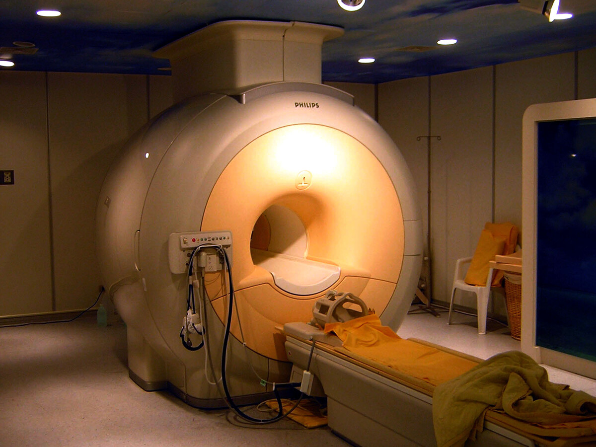 The largest single use of liquid helium is cooling superconducting magnets in modern MRI scanners.