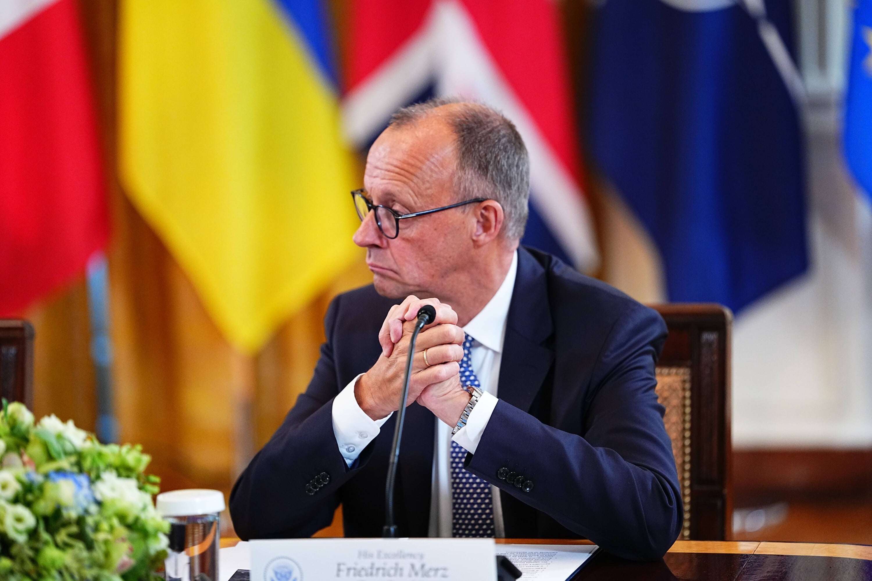 Chancellor Friedrich Merz of Germany participates in a Multilateral Meeting with European Leaders in the East Room of the White House in Washington, DC, USA, on Monday, August 18, 2025. The European Leaders are at the White House in support of President Zelenskyy following President Trumps meeting with President Vladimir Putin of Russia in Anchorage, Alaska, USA, on Friday, August 15, 2025. Copyright: xAaronxSchwartzx/xPoolxviaxCNPx/MediaPunchx