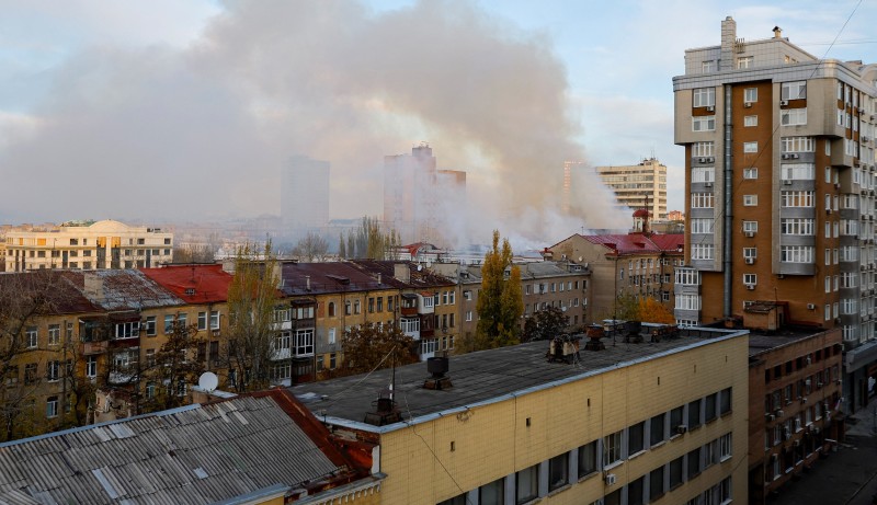 Granatiranje Donjecka, 7. studenog 2022. (izvor: REUTERS/Alexander Ermochenko/Guliver Image)