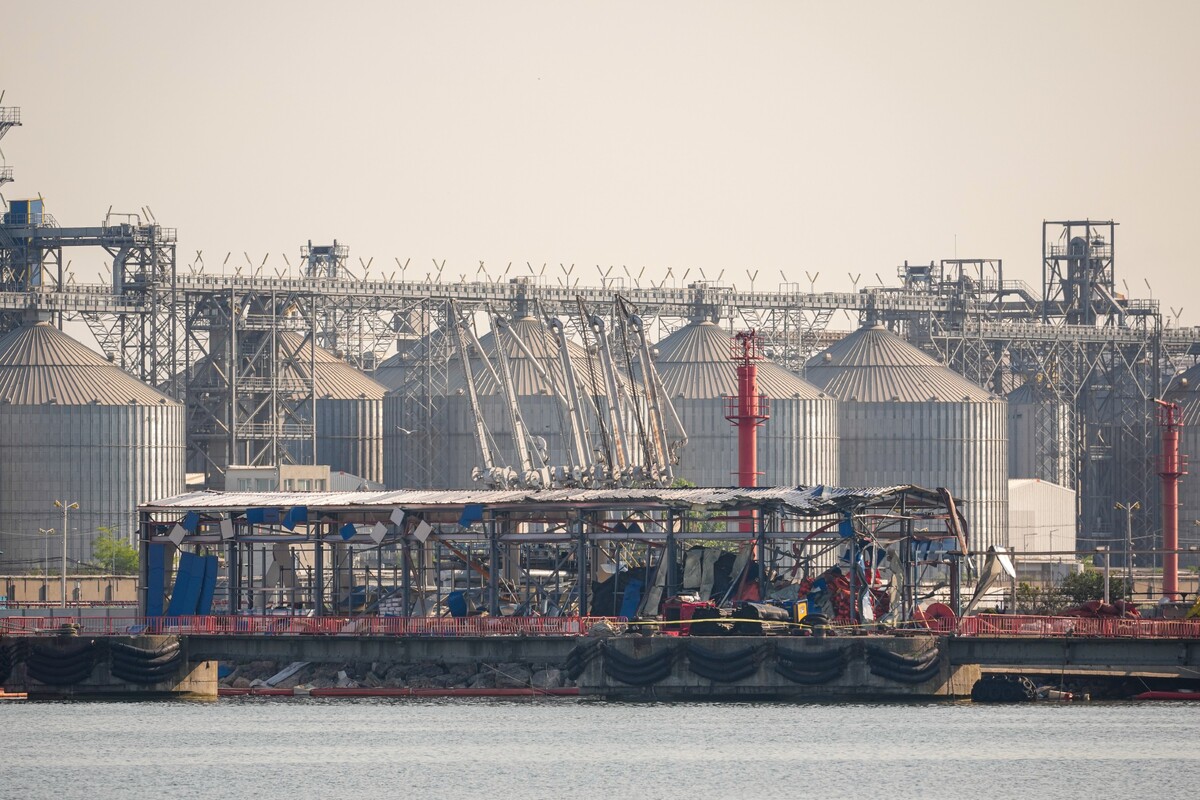 A warehouse is damaged following the self detonation of a maritime drone used in the Ukraine conflict in the Black Sea port of Constanta, Romania, Friday, June 5, 2026. (AP Photo/Vadim Ghirda)