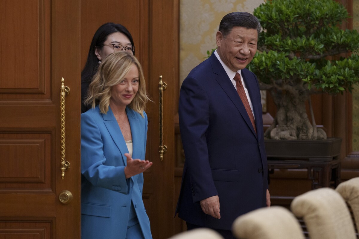 Giorgia Meloni i Xi Jinping u Pekingu 29. srpnja 2024. (izvor: AP Photo/Vincent Thian/Guliver Image)