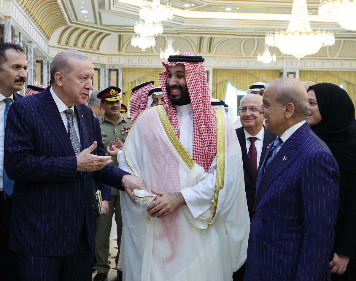 Meeting in Mecca, August 7, 2026