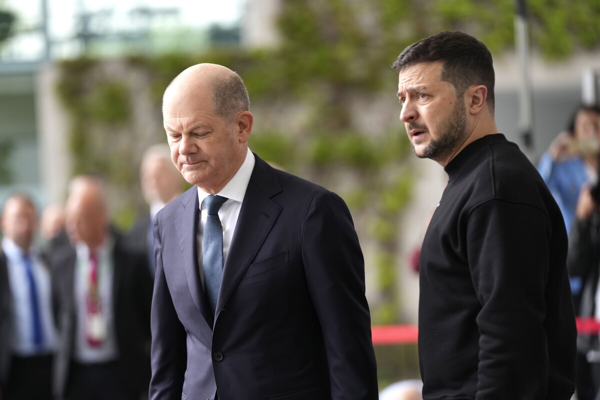 AP Photo/Matthias Schrader/Guliver Image