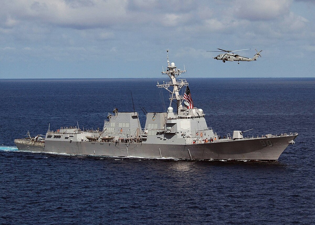 USS Chafee, fotografija iz 2005. (izvor: US NAVY)