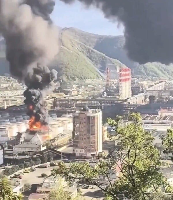 Rat u Ukrajini, 1525. dan: Ukrajinski udari ponovno pogađaju rusku rafineriju Tuapse, dok kralj Charles u Kongresu poziva na snažniju obranu Ukrajine
