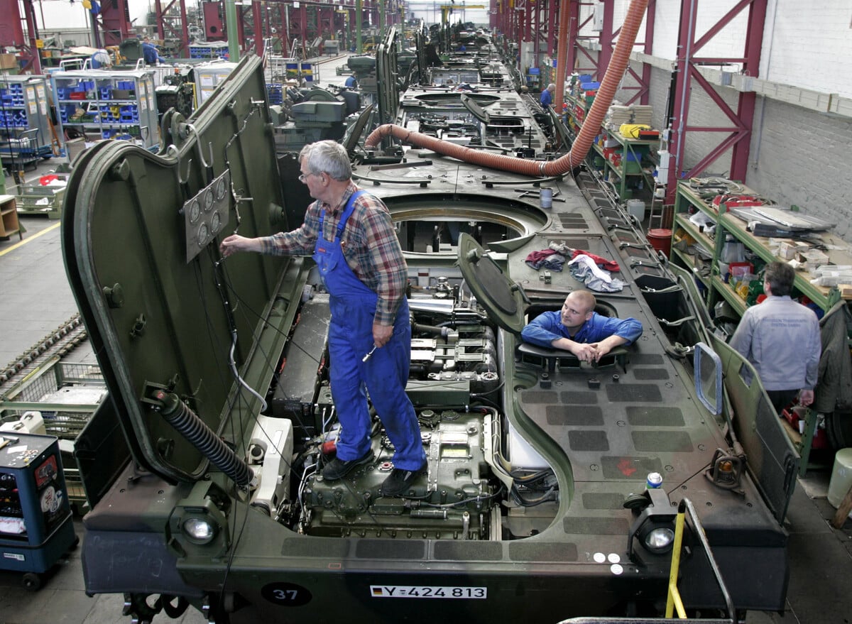 Proizvodnja vojnih vozila