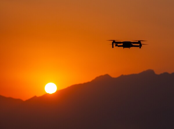 Uspon i pad dronova: Imunološki sustav rata budućnosti ponovno će velika prostranstva pretvoriti u prednost