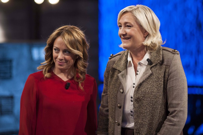 Giorgia Meloni i Marine Le pen, fotografija iz Rima 2015. godine (izvor: IPP Paolo Gargini / Guliver Image)