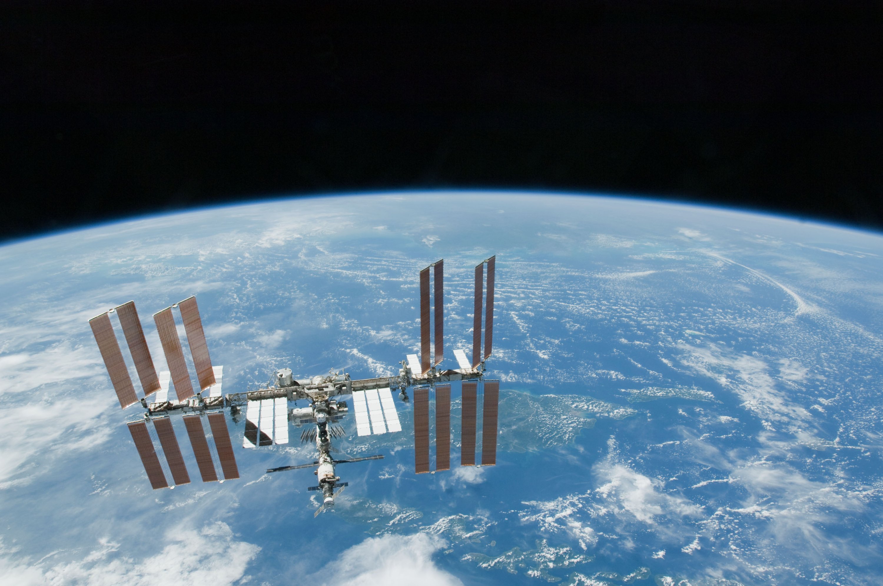 STS-130 Endeavour u orbiti