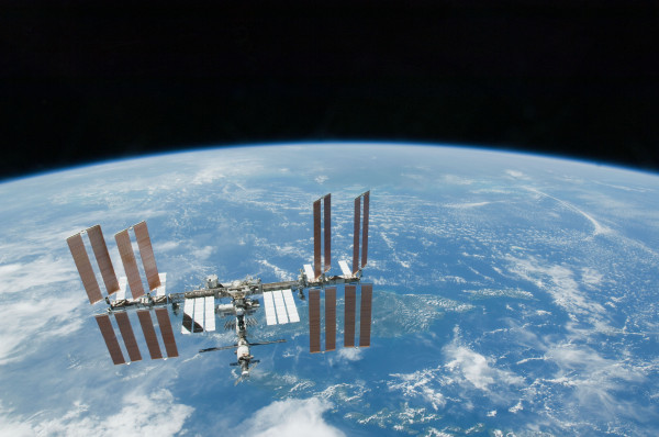 STS-130 Endeavour u orbiti