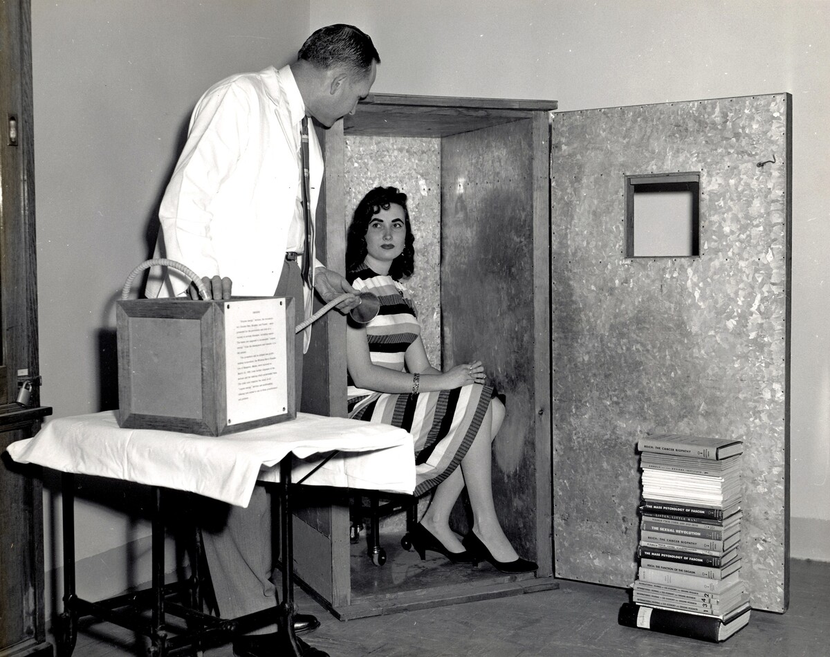 "Orgone accumulator"
