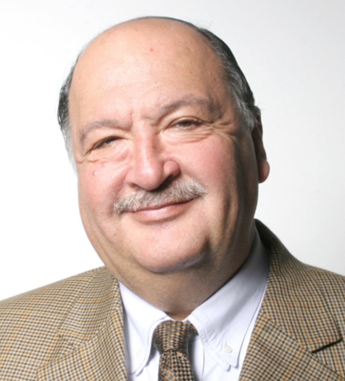 Fernando Flores