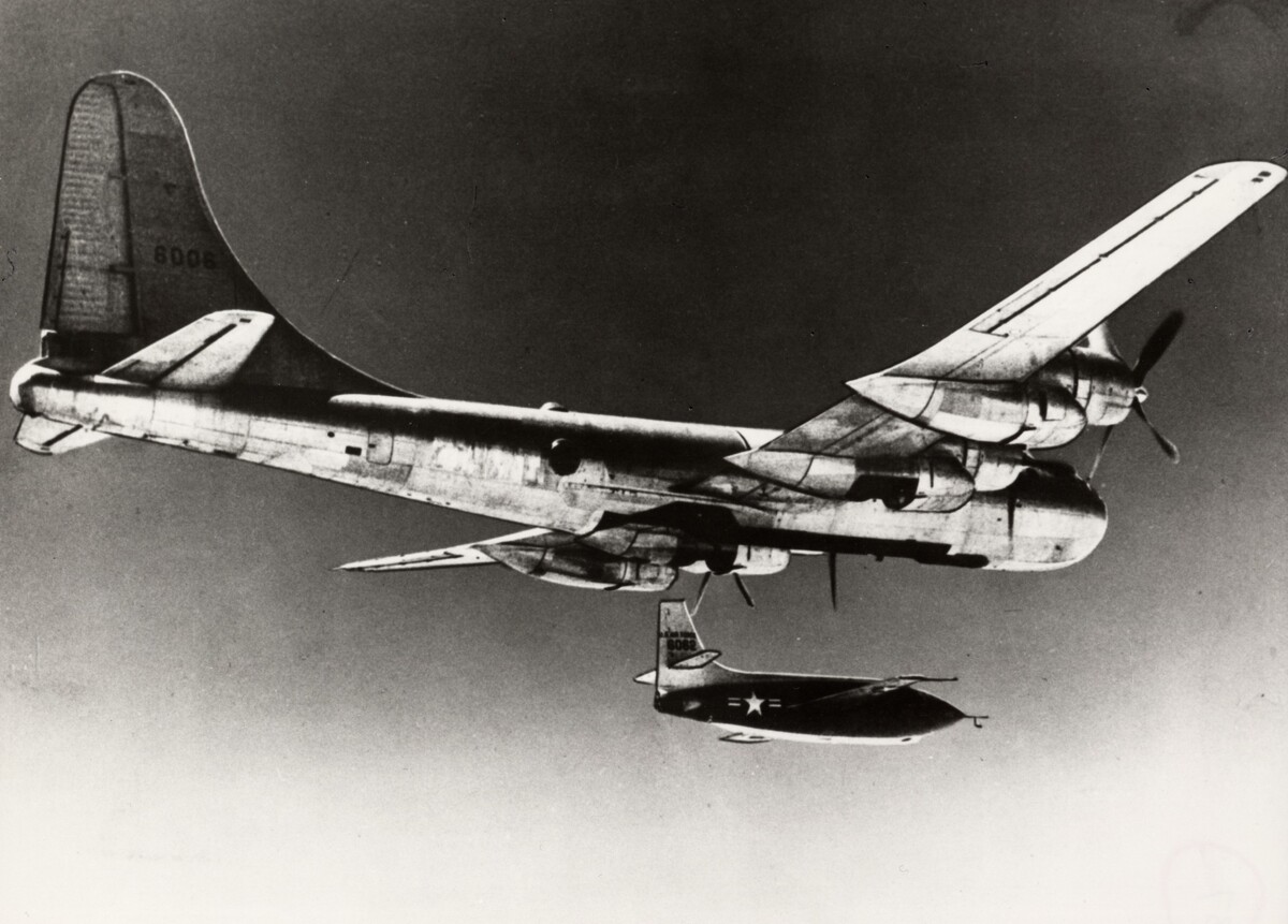 B-29 bombarder ispušta zrakoplov Bell X-1