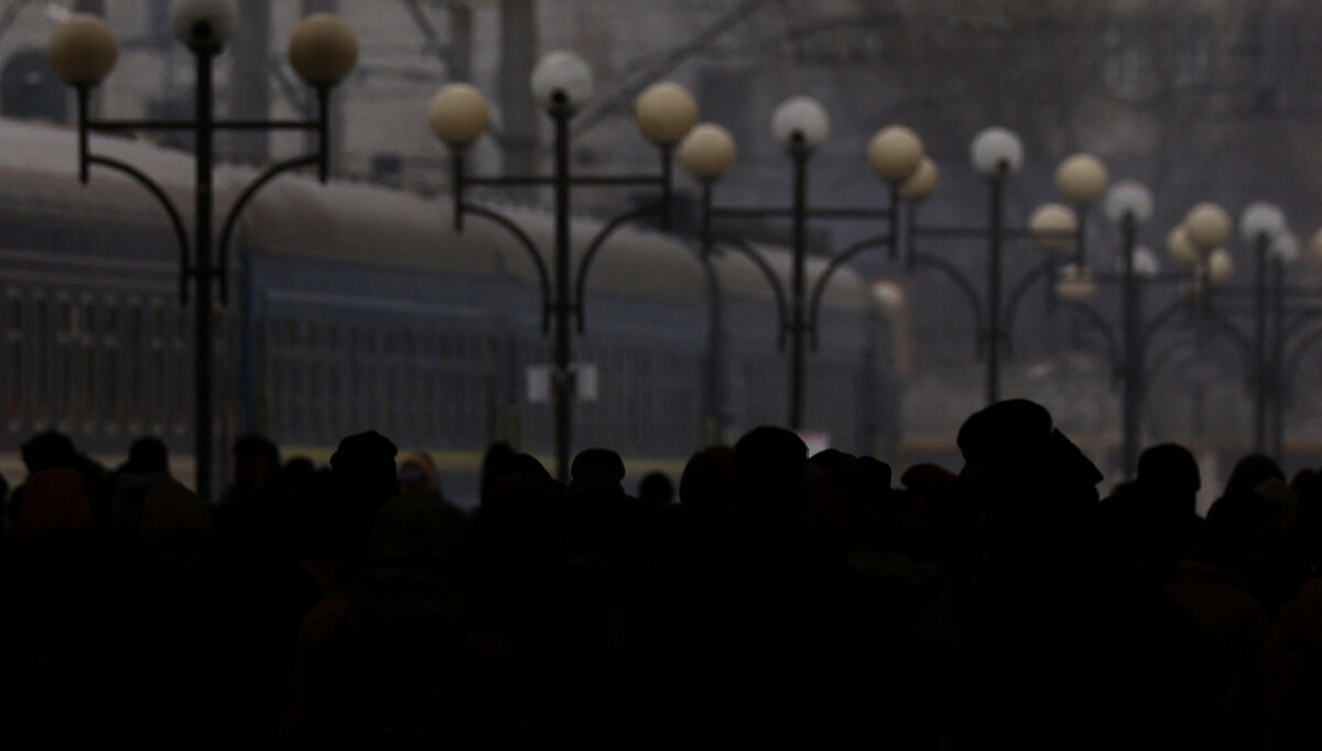 Čekajući na vlak prema Poljskoj, Lavov, zapadna Ukrajina, 5. ožujka 2022. (izvor: REUTERS/Kai Pfaffenbach/Guliver Image)