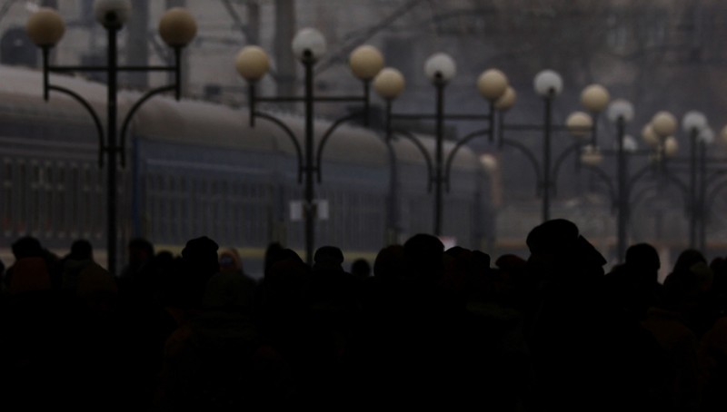 Čekajući na vlak prema Poljskoj, Lavov, zapadna Ukrajina, 5. ožujka 2022. (izvor: REUTERS/Kai Pfaffenbach/Guliver Image)