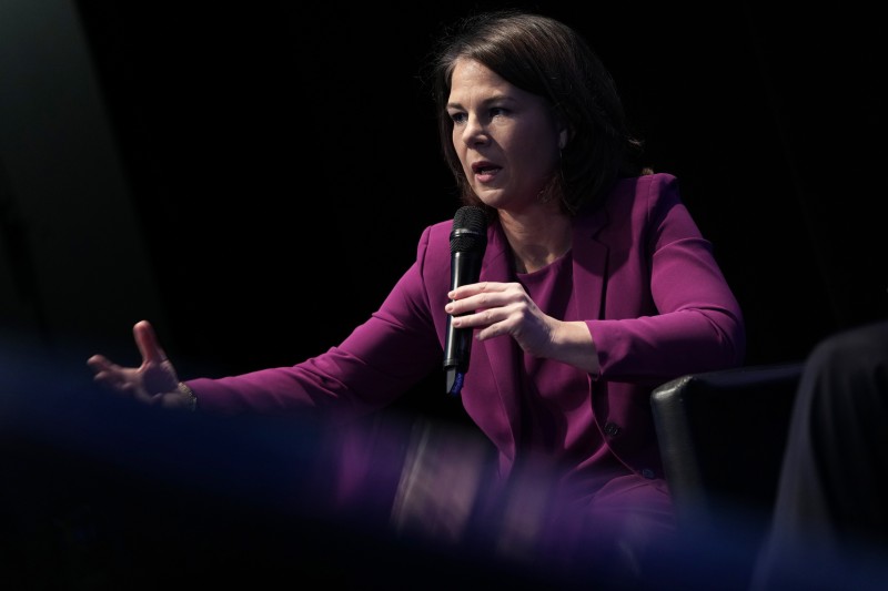 Annalena Baerbock za vrijeme konferencije u Lisabonu (izvor: AP Photo/Armando Franca/Guliver Image)