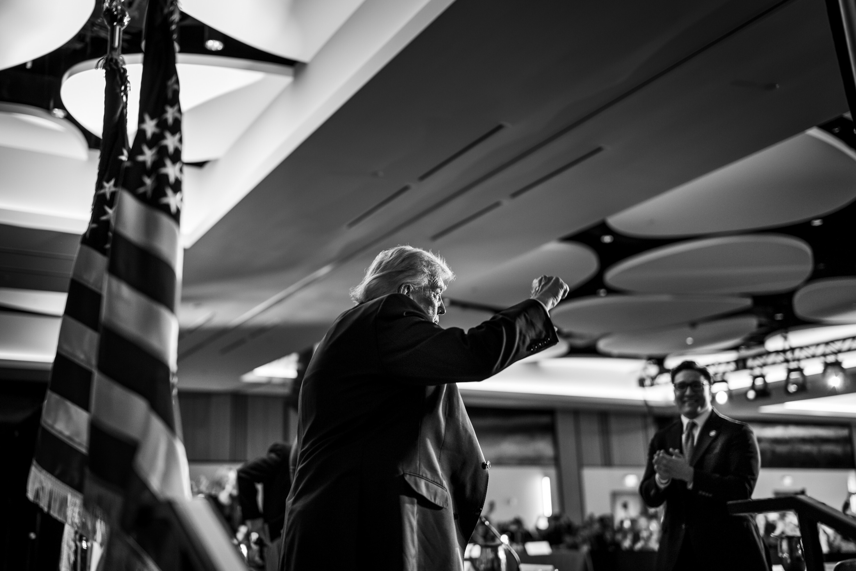 President Donald J. Trump attends a No Tax on Tips roundtable at the AC Hotel Las Vegas Symphony Park, Thursday, April 16, 2026, in Las Vegas, Nevada. (Official White House Photo by Daniel Torok)
