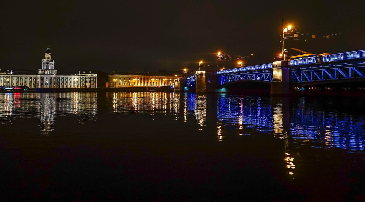 Pogled na Sankt Petersburg (izvor: Alexander Farnsworth/picture-alliance/dpa/AP Images/Guliver Image)