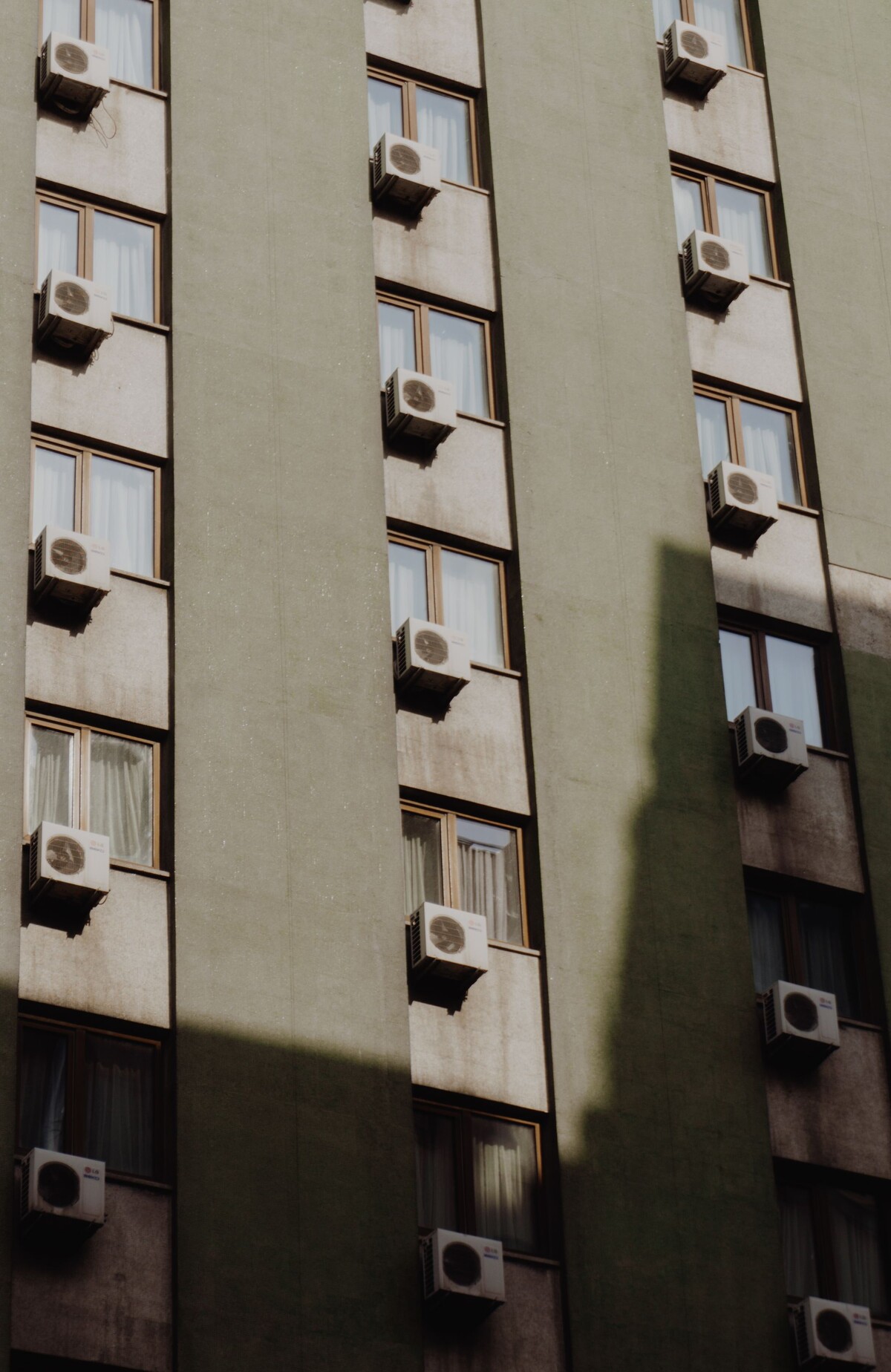 Air-conditioning units