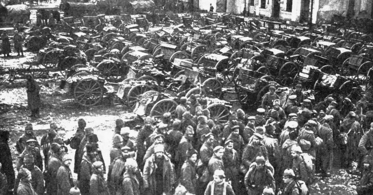 Russian prisoners after the battle