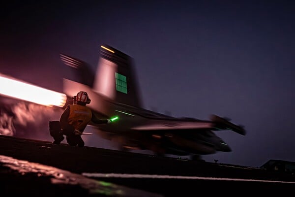 Predah je gotov, SAD je ponovno na rubu rata s Iranom: Jeffrey Sachs otkriva kako je sve orkestrirano da Trump Izraelu ispuni najveću želju