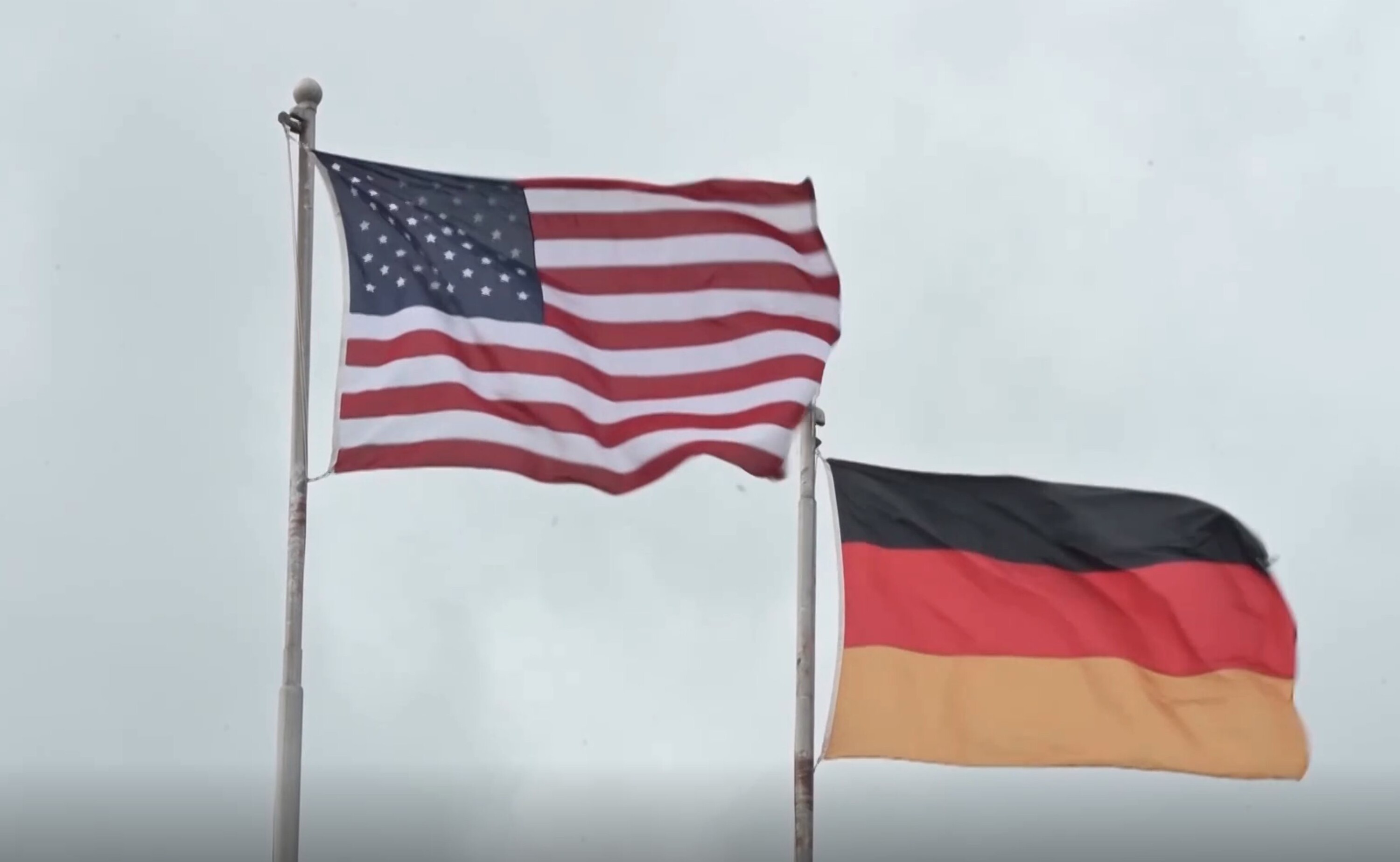 Američka i njemačka zastava