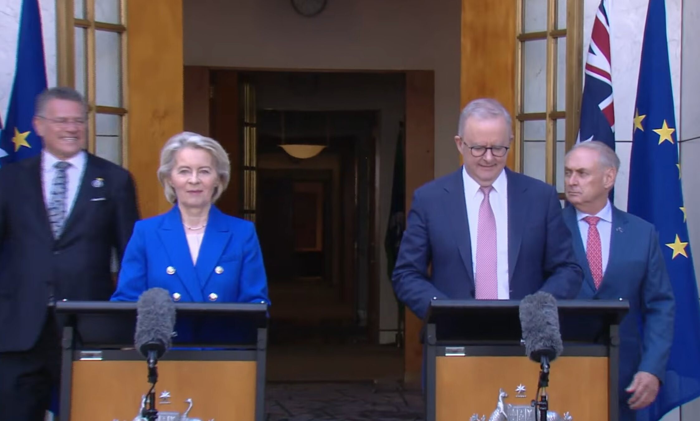 Ursula von der Leyen i Anthony Albanese
