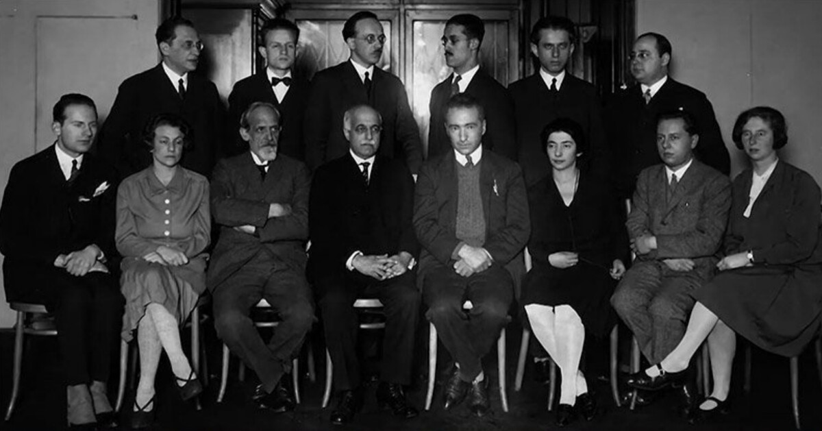 The staff of the Vienna Ambulatorium, 1922. Reich is seated fifth from the left.