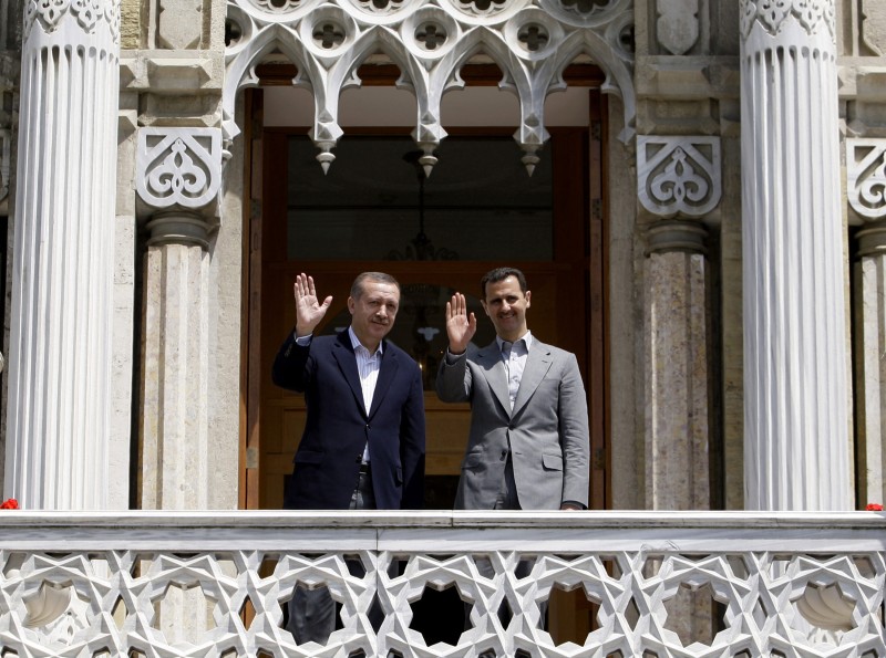 Recep Tayyip Erdogan i Bashar al-Assad u Istanbulu 2010. godine (izvor: AP Photo/Ibrahim Usta/Guliver Image)