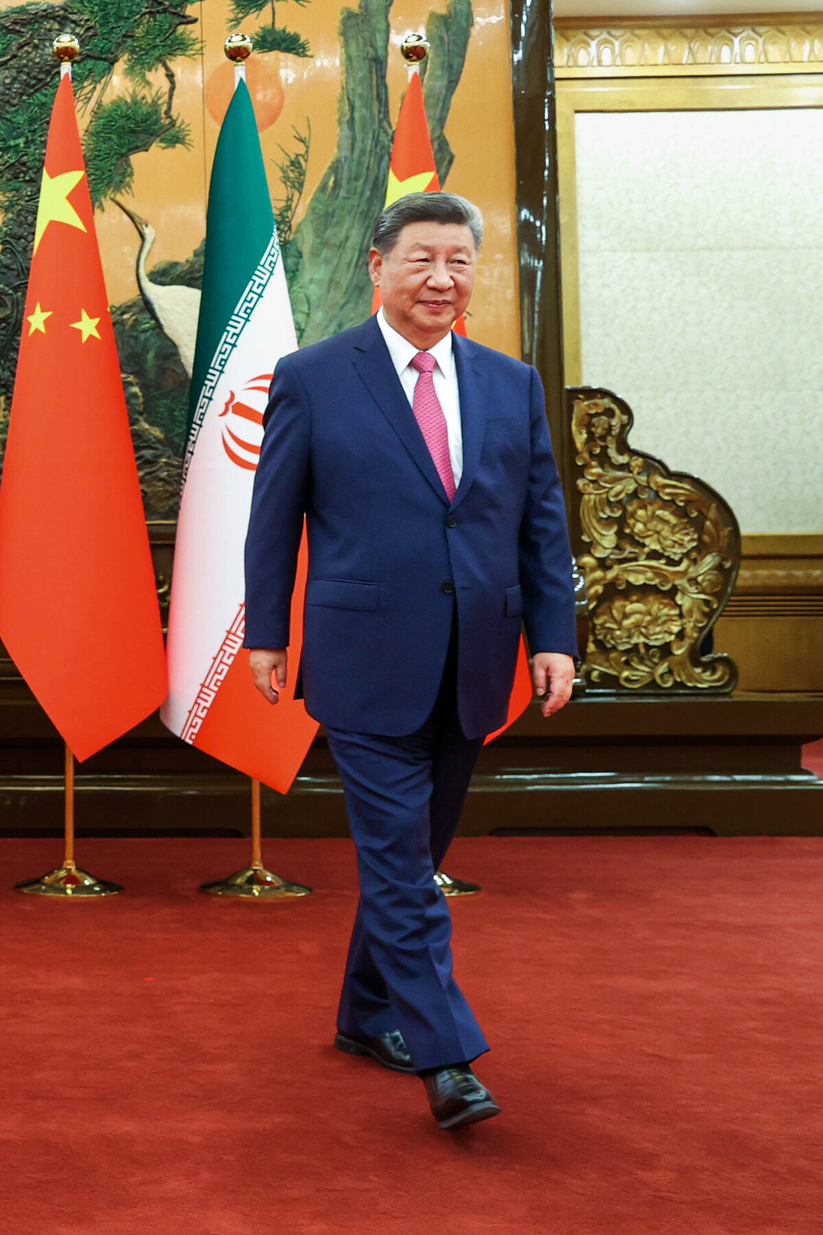 Xi Jinping za vrijeme susreta s iranskim kolegom u Pekingu