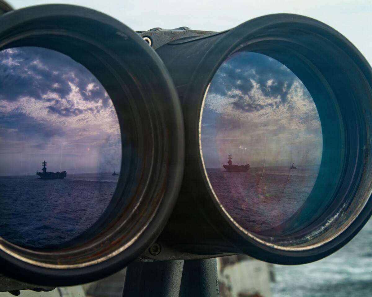 Ecuadorian Navy Esmeraldas-class corvette BAE Manabi (CM-12) and Nimitz-class aircraft carrier USS Nimitz (CVN 68) sails alongside Arleigh Burke-class guided-missile destroyer USS Gridley (DDG 101) during a photo exercise in the Pacific Ocean, April 8, 2026. Gridley is deployed with Nimitz Carrier Strike Group as part of Southern Seas 2026, which seeks to enhance capability, improve interoperability, and strengthen maritime partnerships with countries throughout the region through joint, multinational, and interagency exchanges and cooperation. (U.S. Navy photo by Mass Communication Specialist 2nd Class Timothy Meyer)
