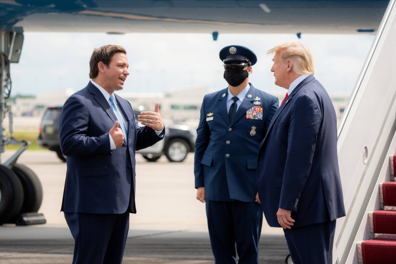 Ron DeSantis i Donald Trump - susret u Fort Myersu, Florida, 16. listopada 2020. (izvor: Imago Lifestyle/Guliver Image)