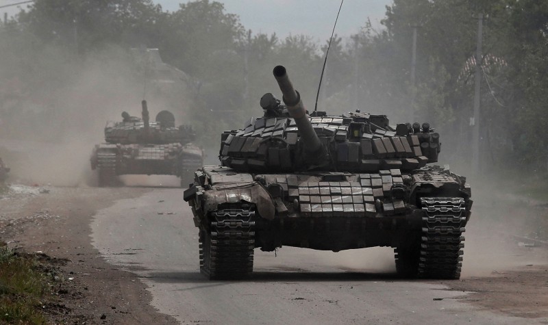 Ruske snage u gradu Popasna, regija Lugansk, 26. svibnja 2022. (izvor: REUTERS/Alexander Ermochenko/Guliver Image)