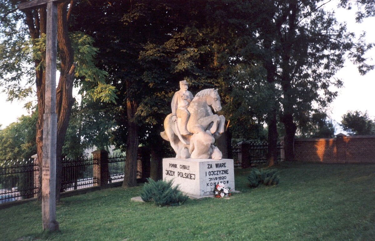 Polish monument to the Battle of Komarów