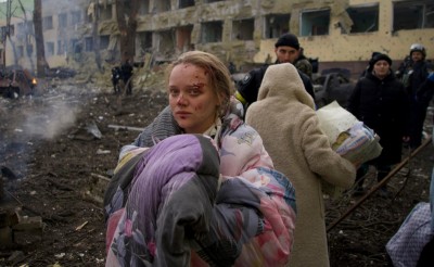 Bijeg iz pakla: Prvi konvoj civila uspješno je napustio Mariupolj, najteži pogođeni grad u ruskom napadu na Ukrajinu